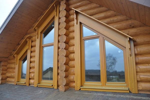 Как правильно герметизировать оконные швы деревянного дома